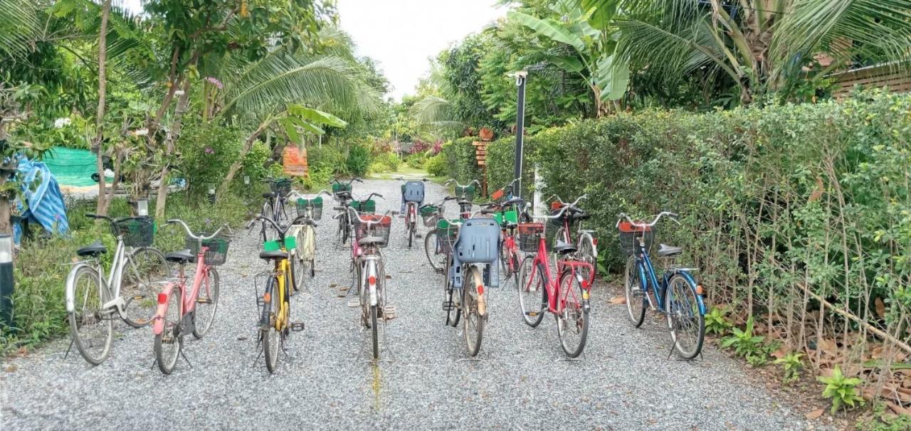 Baansuanklaiklungbangkrachao บ้านสวนใกล้กรุงบางกะเจ้า Phra Pradaeng エクステリア 写真